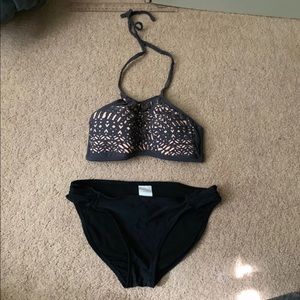 bikini set top size small bottoms size medium
